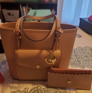 Michael Kors handbag and card holder